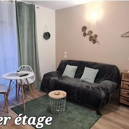 Au Coeur Du Village De